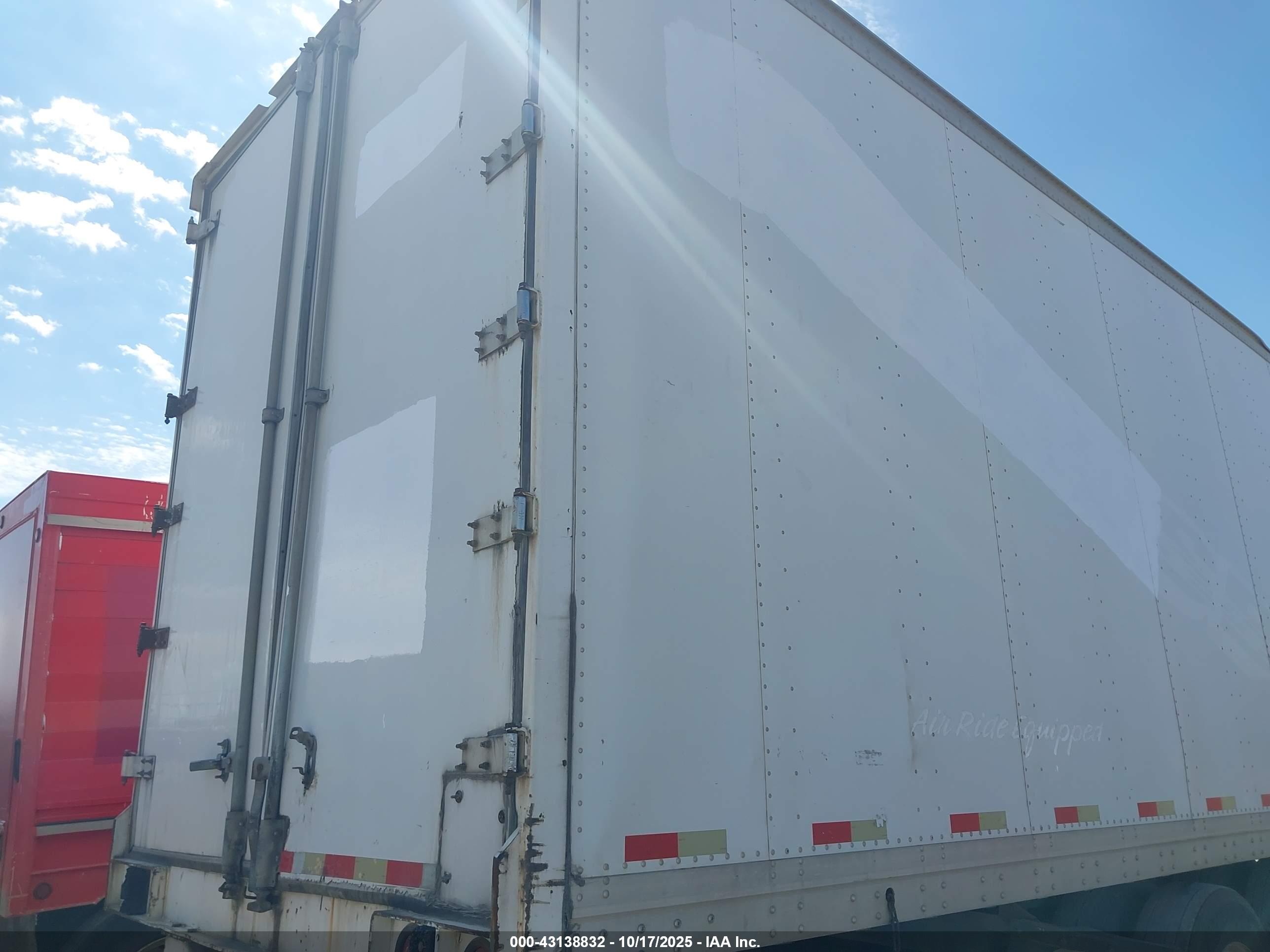 2008 STRICK COMMERCIAL TRAILER Strick Commercial Trailer — VIN 1S12E95388E519971 — photo 4